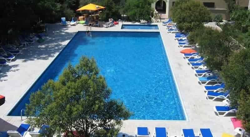 İris Hotel
